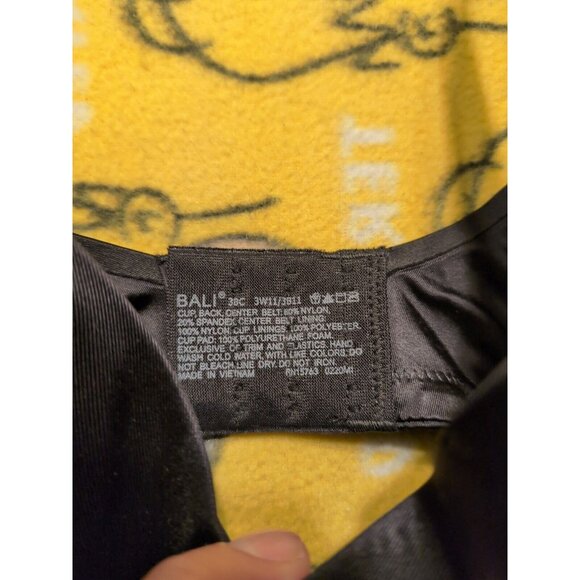 Bali 3W11 One Smooth U Smoothing Concealing Contour Underwire Bra Size 38C Black - Picture 4 of 6